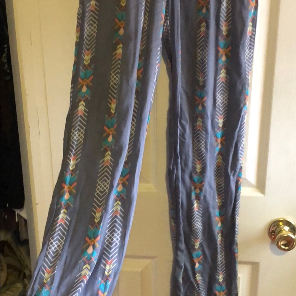 Volcom pants - Picture 2 of 3